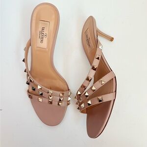 Valentino Rockstud Nude Pink Leather Asymmetrical Studded Kitten heel sandals 37